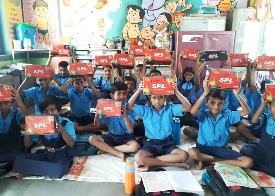 Boys & Girls School Shoes Manufacturers in Delhi, India
